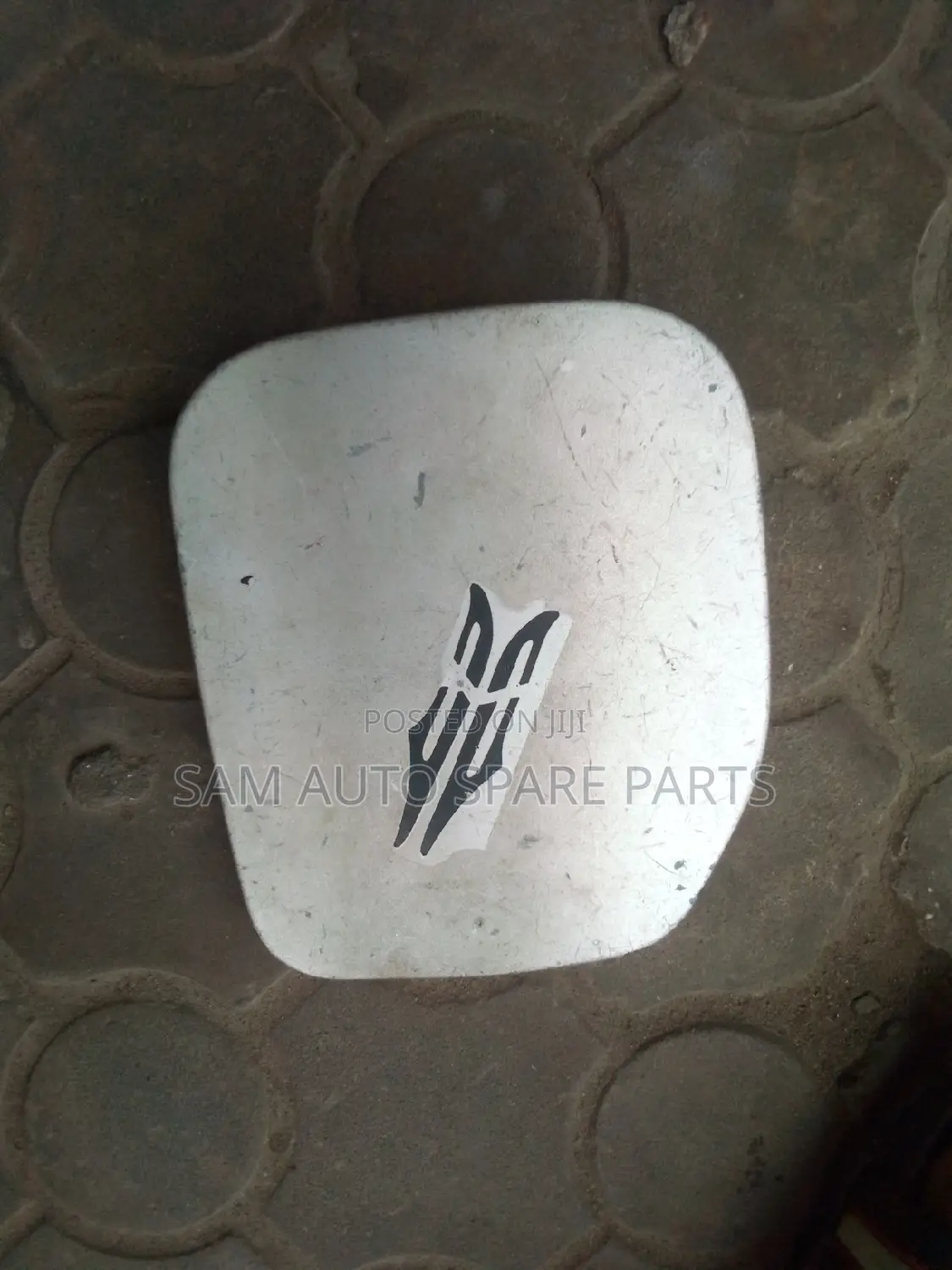 Toyota 4runner 05 Tank Cover