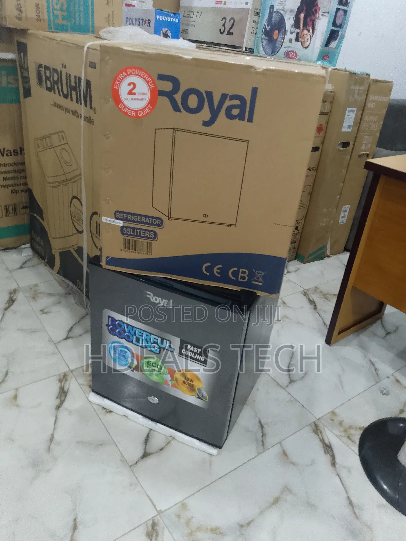 Top Brand Refrigerator 55l > Royal > REF55BF
