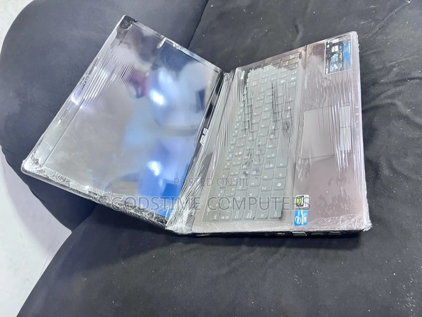 New Laptop Asus 8GB Intel Core I7 HDD 500GB