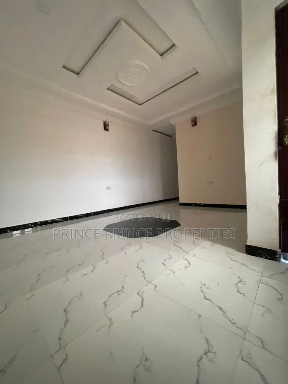 Furnished 2bdrm Block of Flats in Surulere for rent