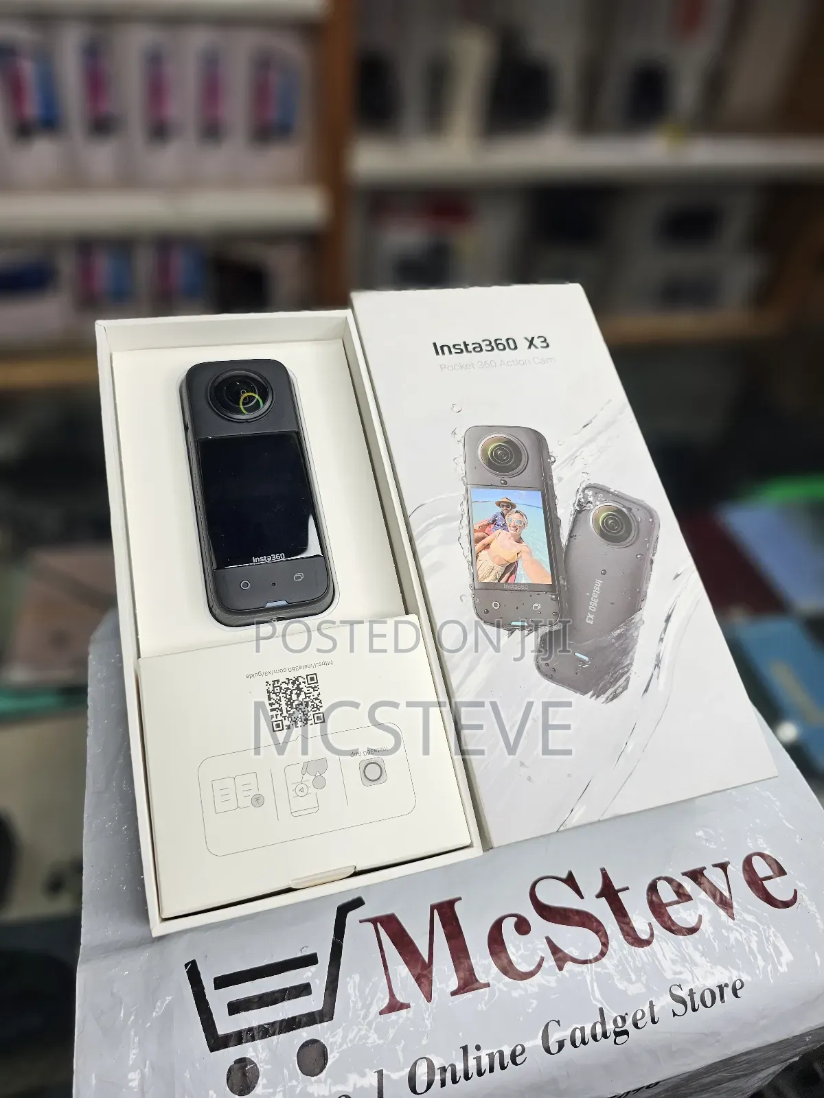 Insta360 X3 Action Camera With 2 Extended Selfie Stick