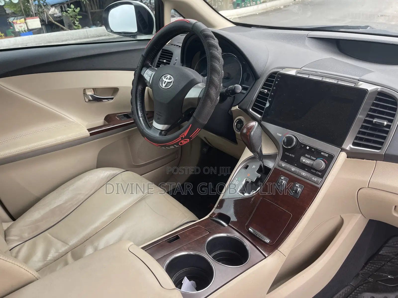 Toyota Venza 2011 White