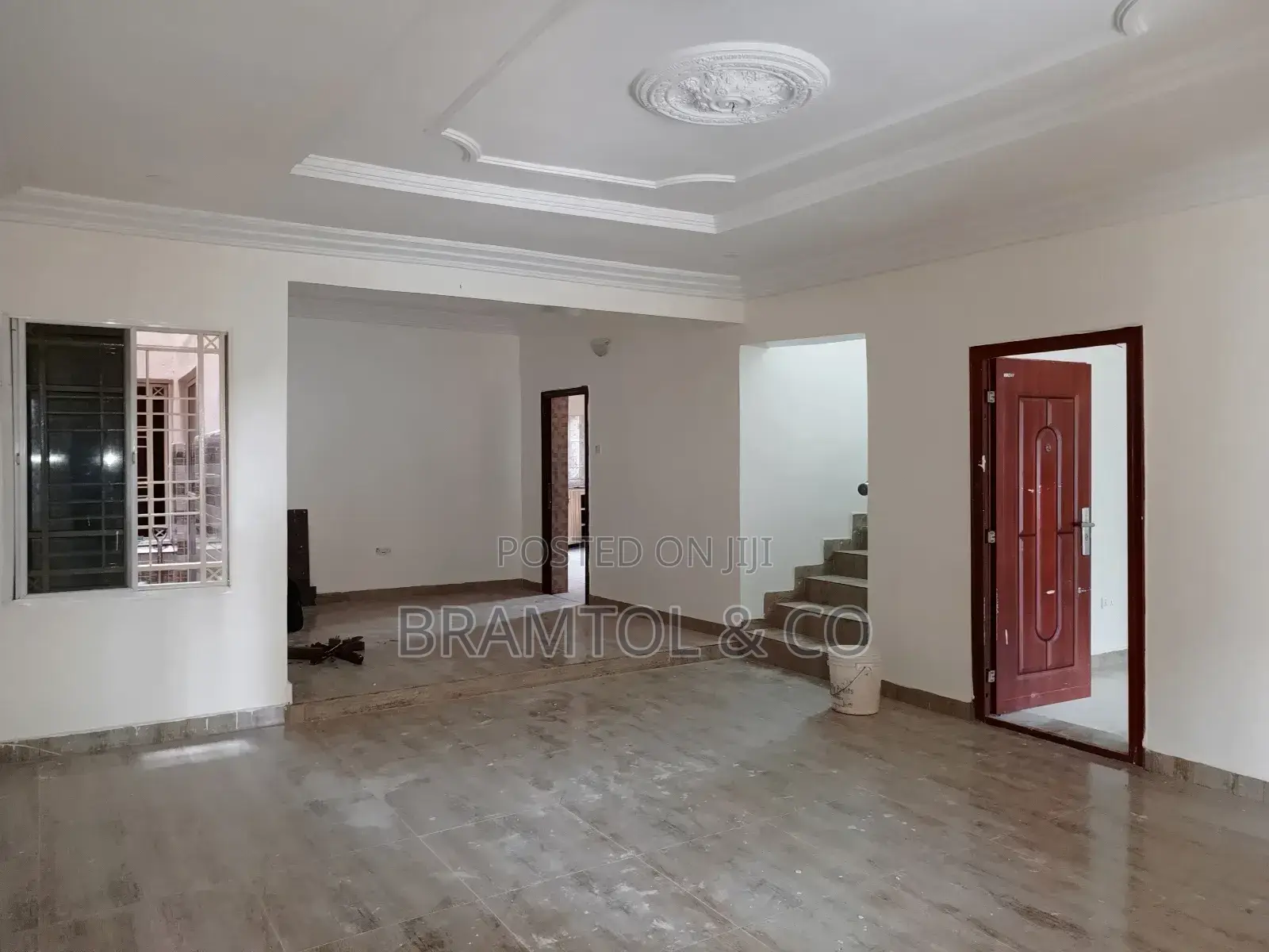 4bdrm Townhouse / Terrace in Durumi for rent