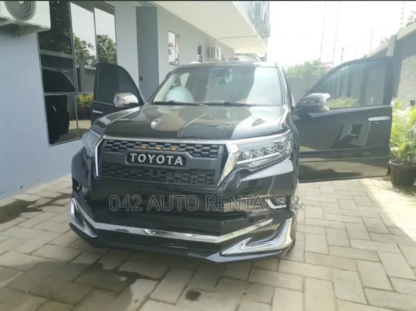 Toyota Prado SUV for Rent