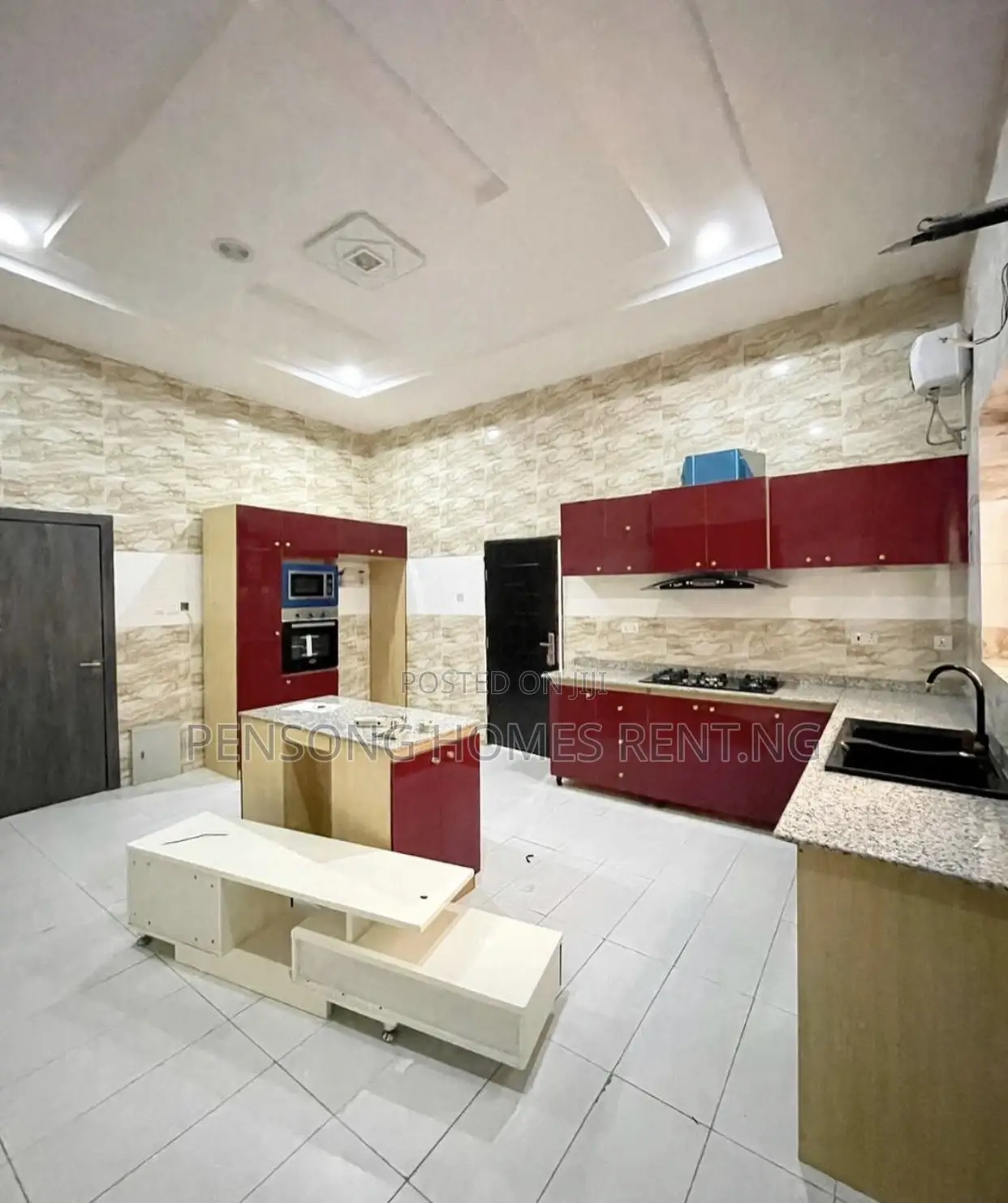 4bdrm Duplex in Chevron for rent