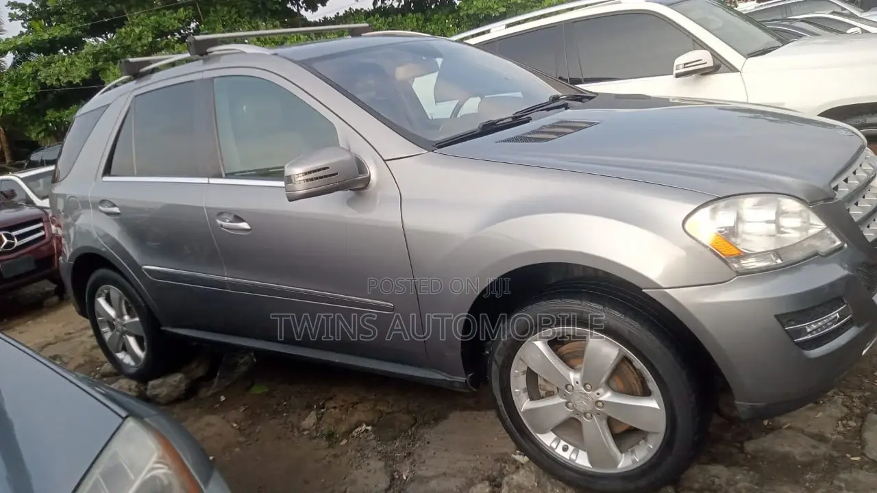 Mercedes-Benz M Class ML 350 4Matic 2011 Gray