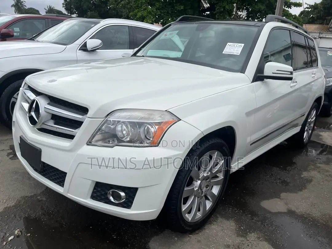 Mercedes-Benz GLK-Class 350 4MATIC 2012 White