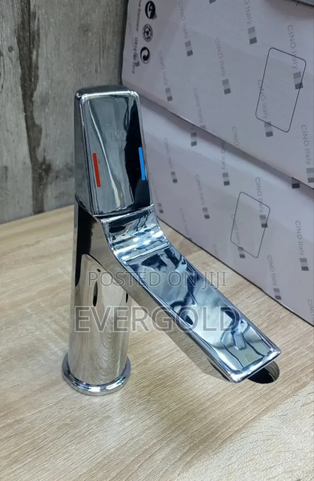 Italy Chrome Hot and Cold Basin Mixer Tap Different Color