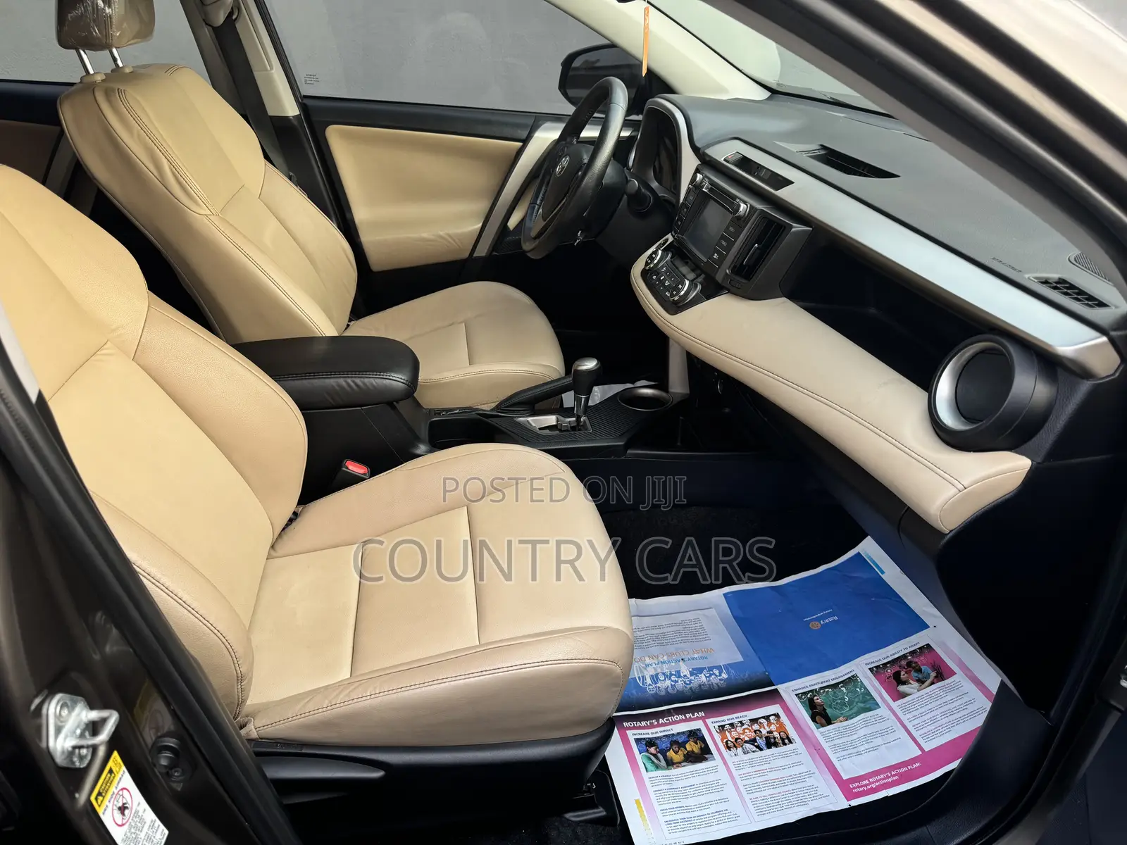 Toyota RAV4 2015 Brown