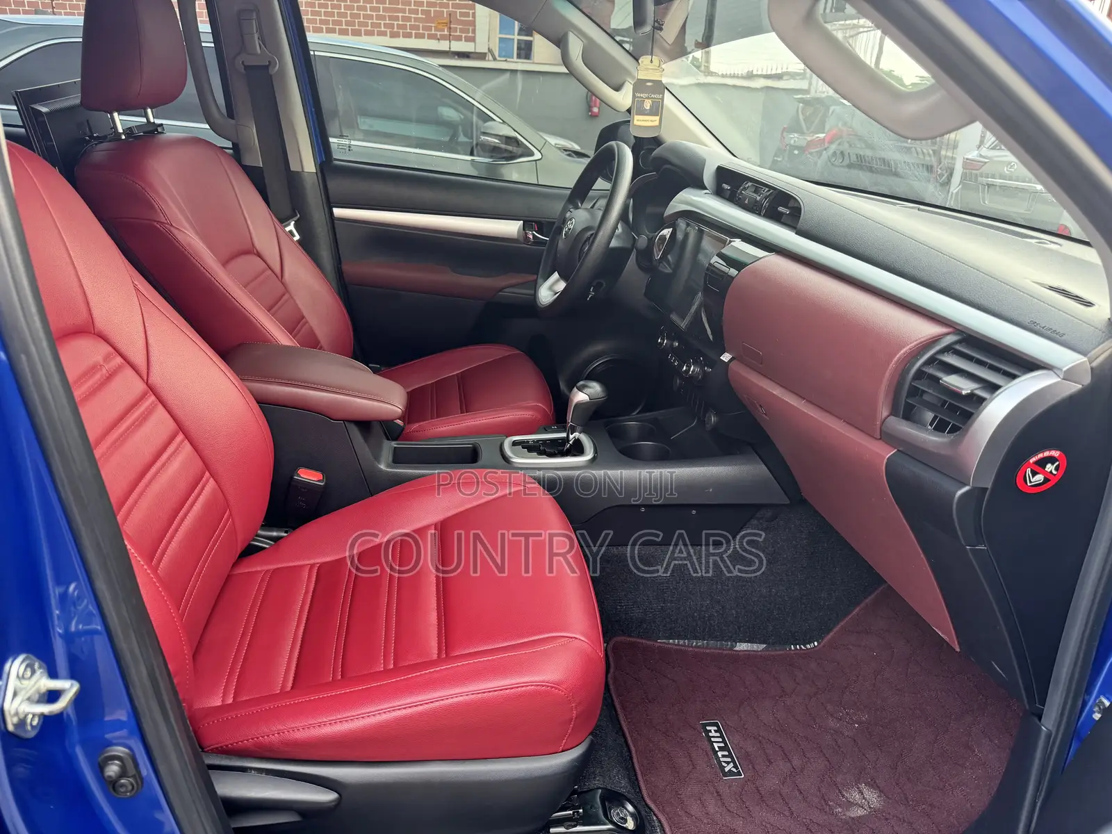 Toyota Hilux 2021 Blue