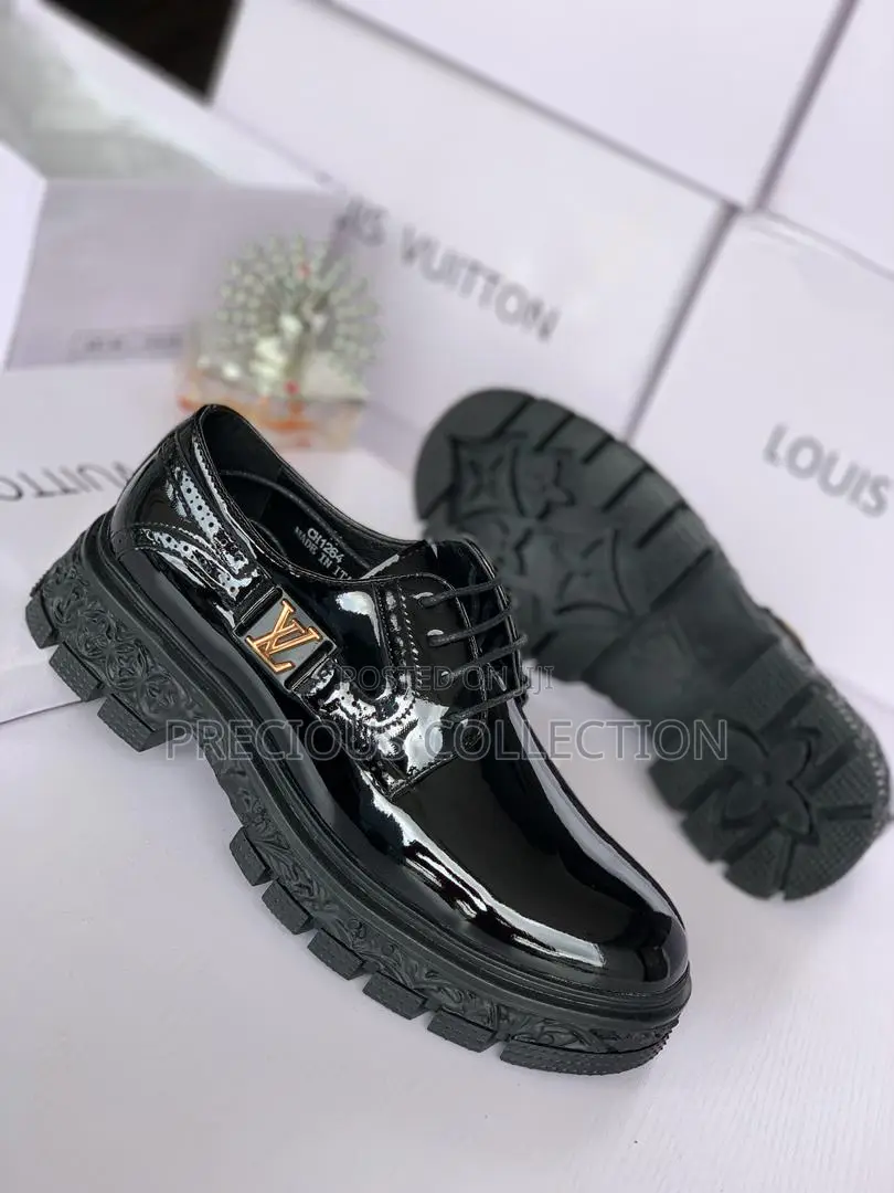 Men's Loius Vuitton Leather Shoes