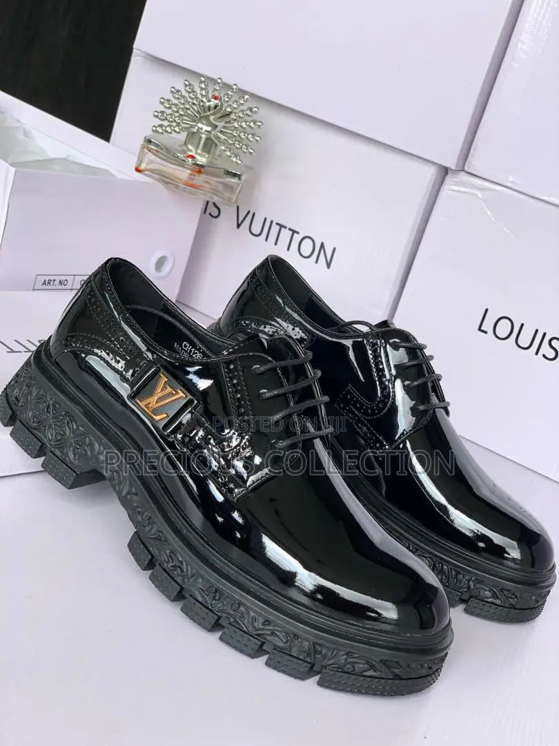 Men's Loius Vuitton Leather Shoes