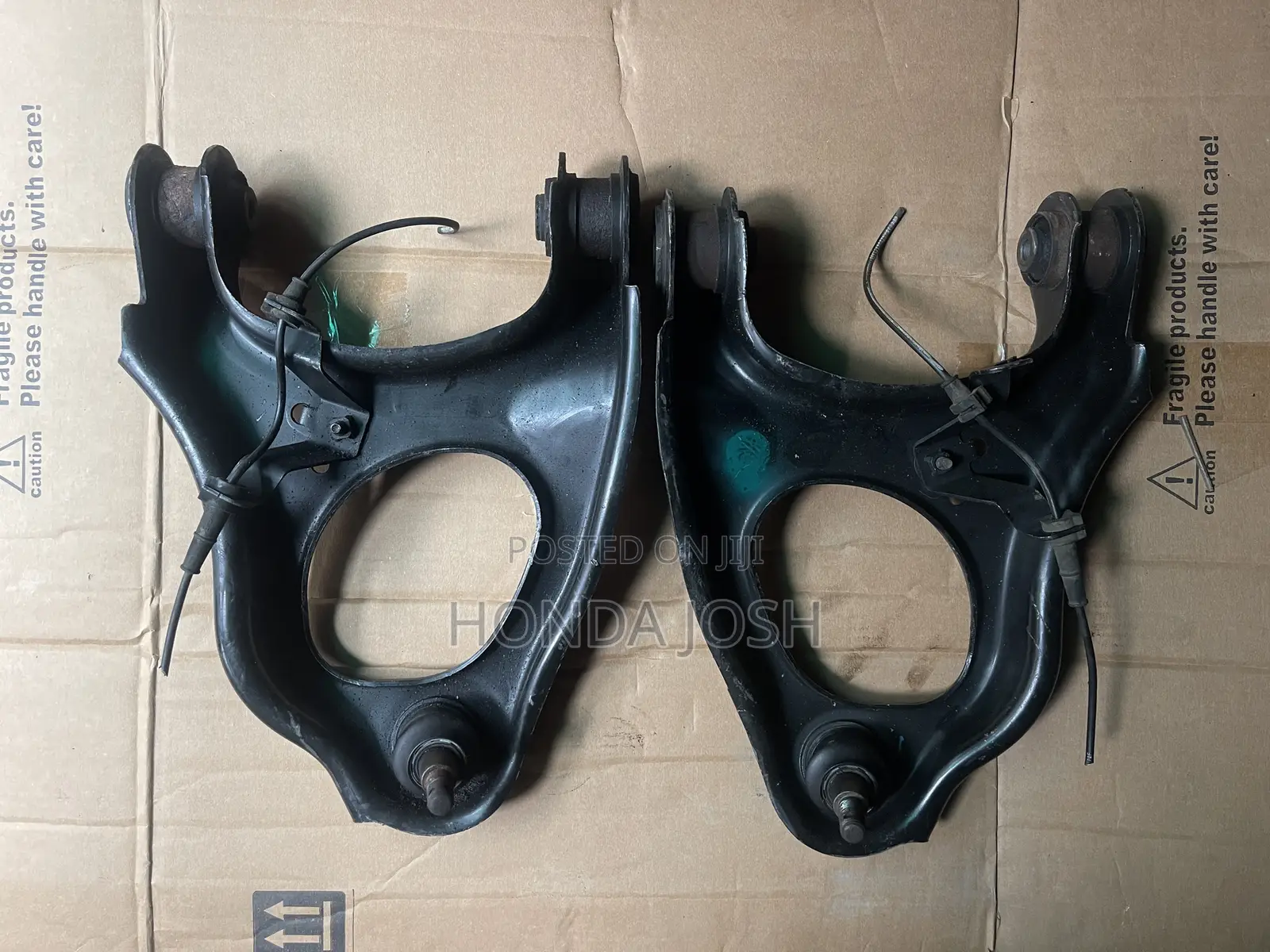 Back Lower Control Arm Complete 2013-2016 Honda Accord