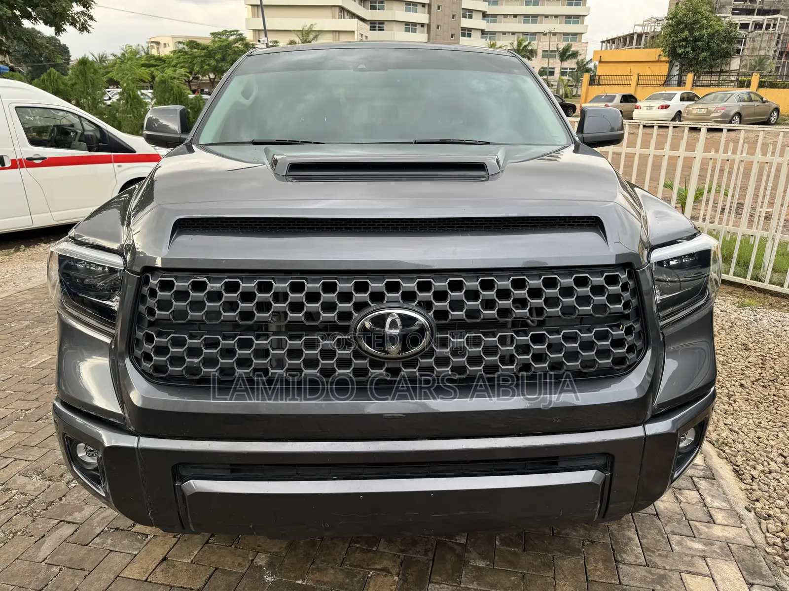 Toyota Tundra 2021 Gray