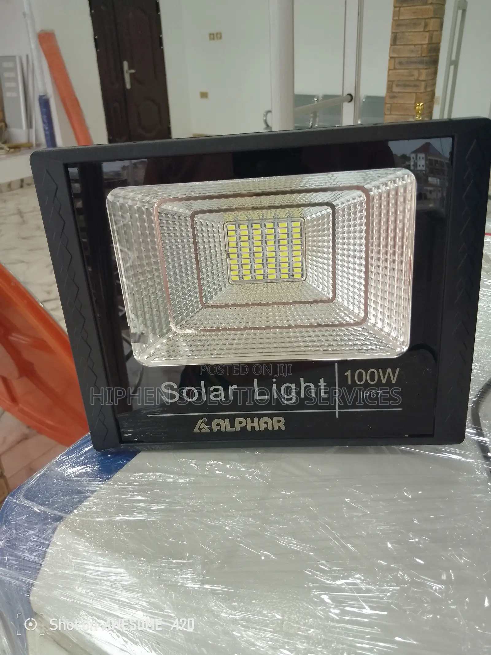 100W Solar Flood Light for Outdoor or Indoor Lighting