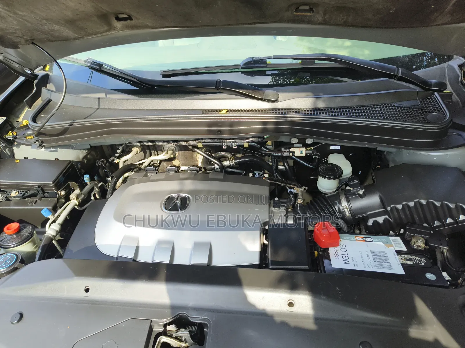 Acura MDX Technology Package SUV AWD (3.7L 6cyl 6A) 2011 Gray