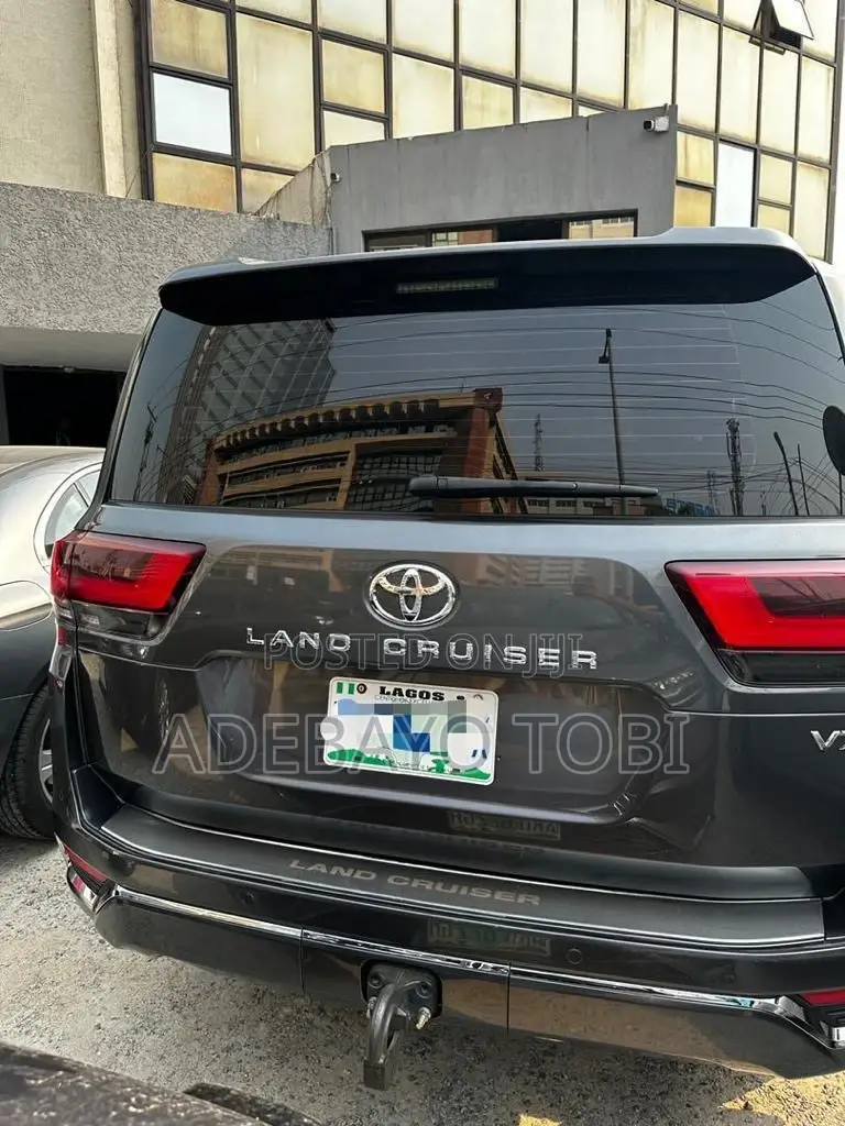 Land Cruiser for Rent