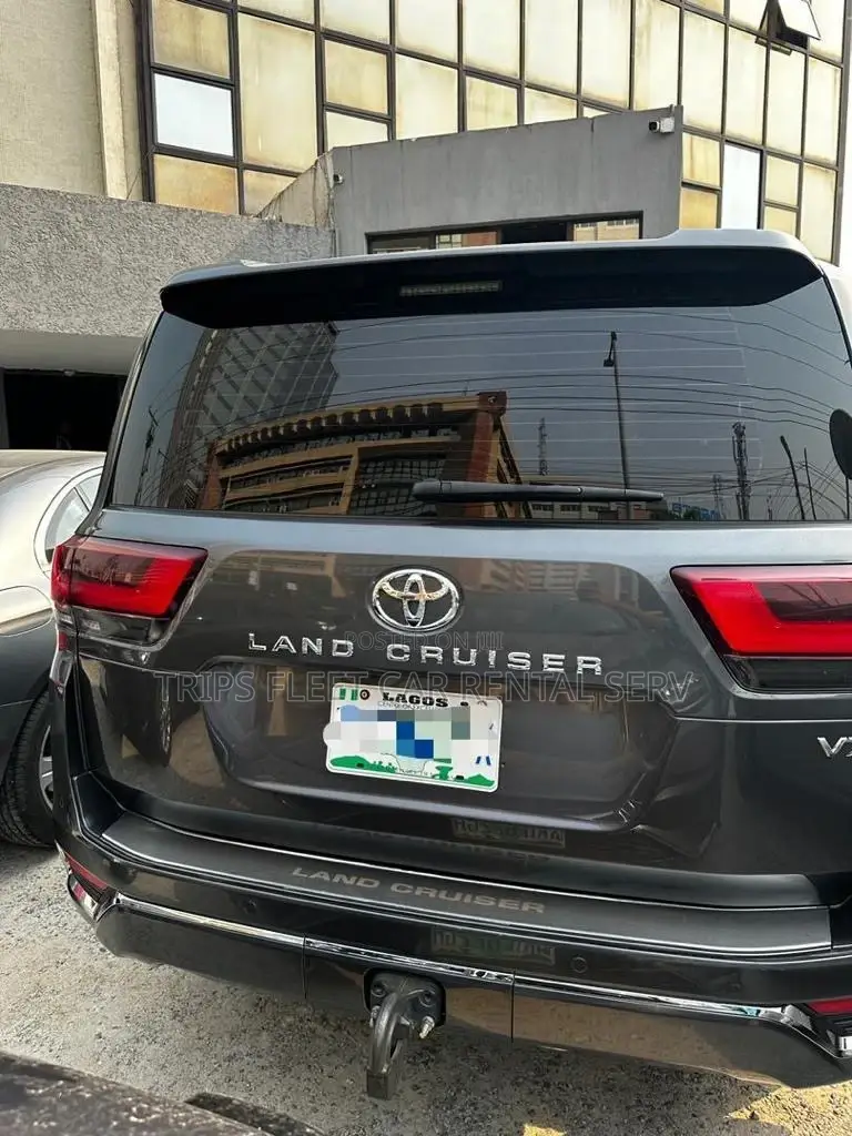 Land Cruiser for Rent
