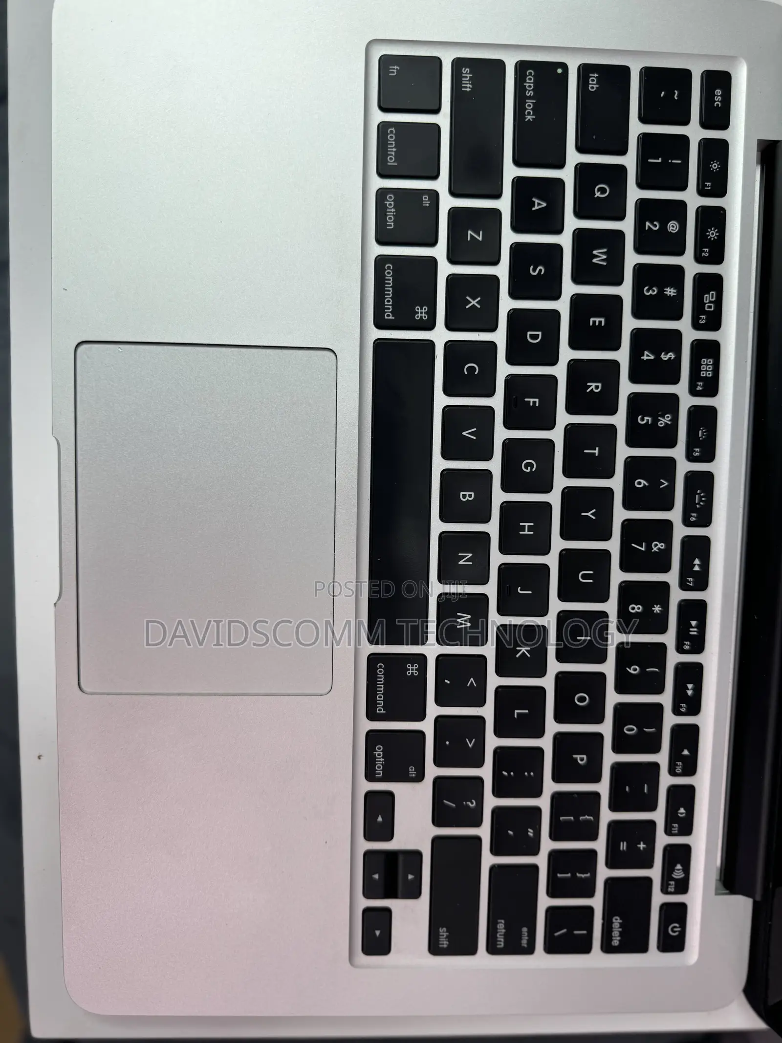 Laptop Apple MacBook Pro 2015 8GB Intel Core I5 SSD 256GB