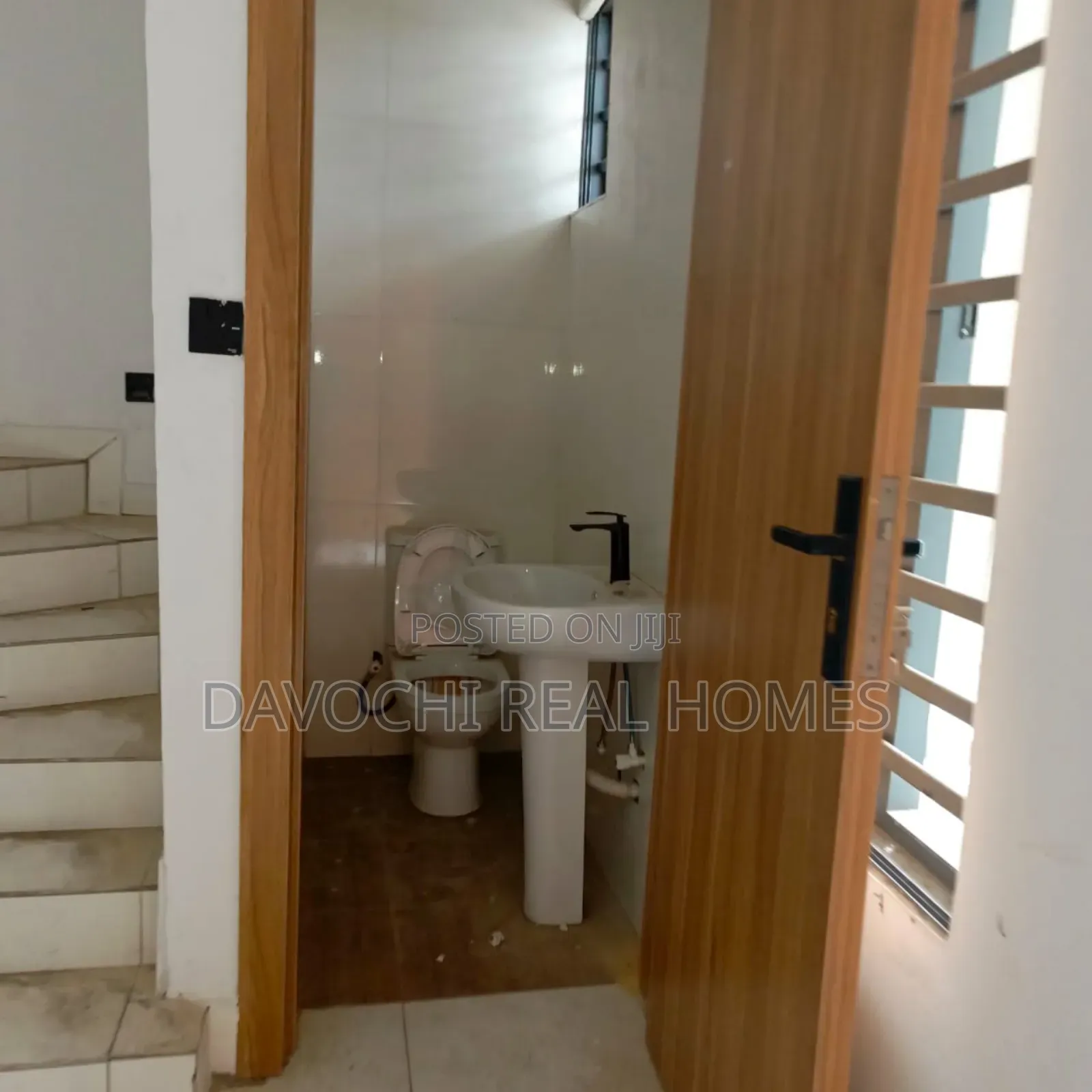 4bdrm Duplex in Ikota Lekki for rent
