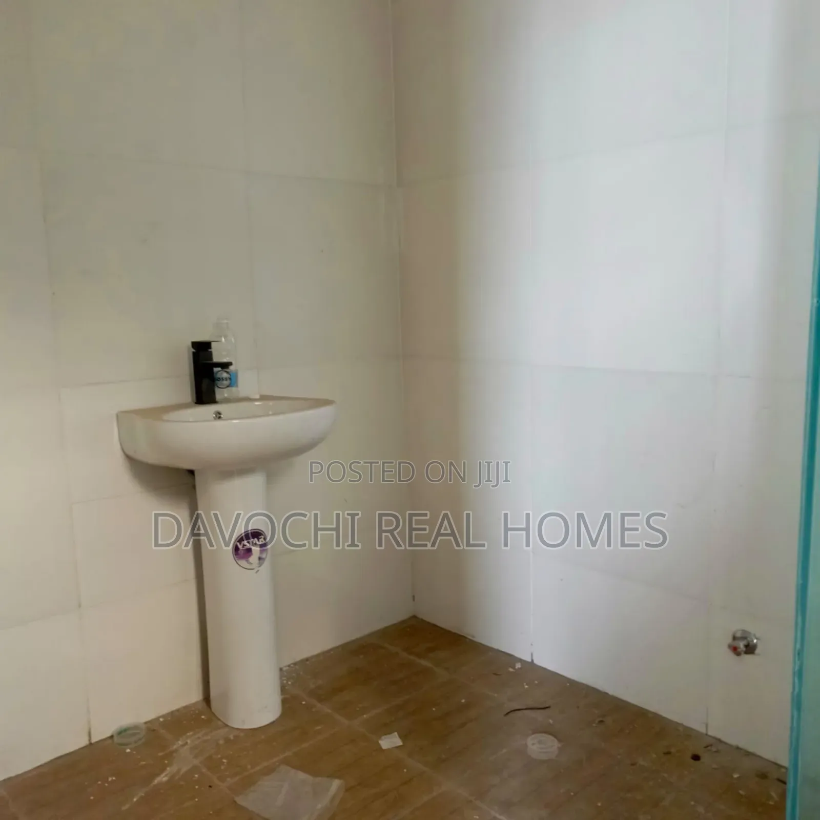 4bdrm Duplex in Ikota Lekki for rent