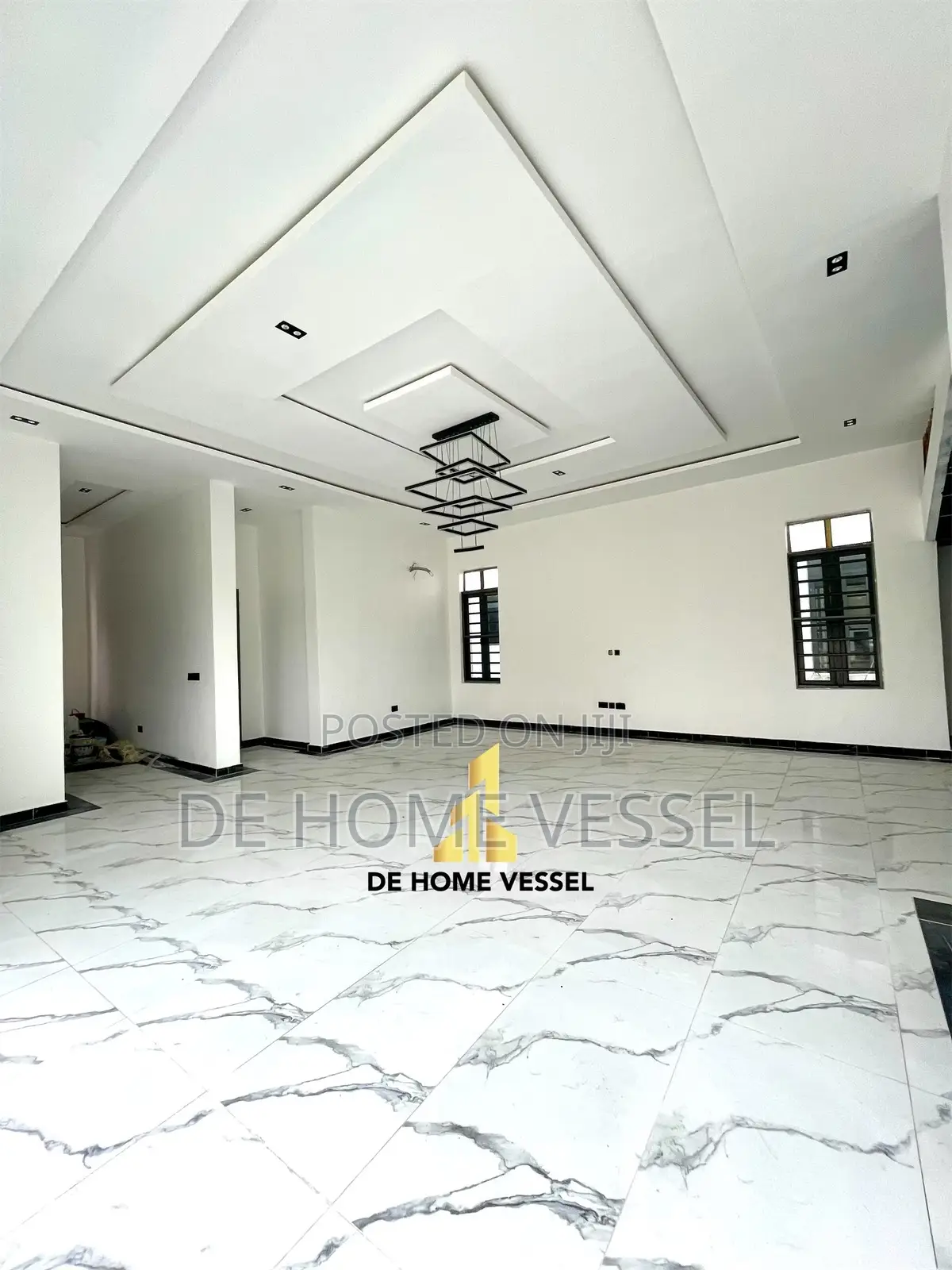 5bdrm Duplex in Lekki for sale