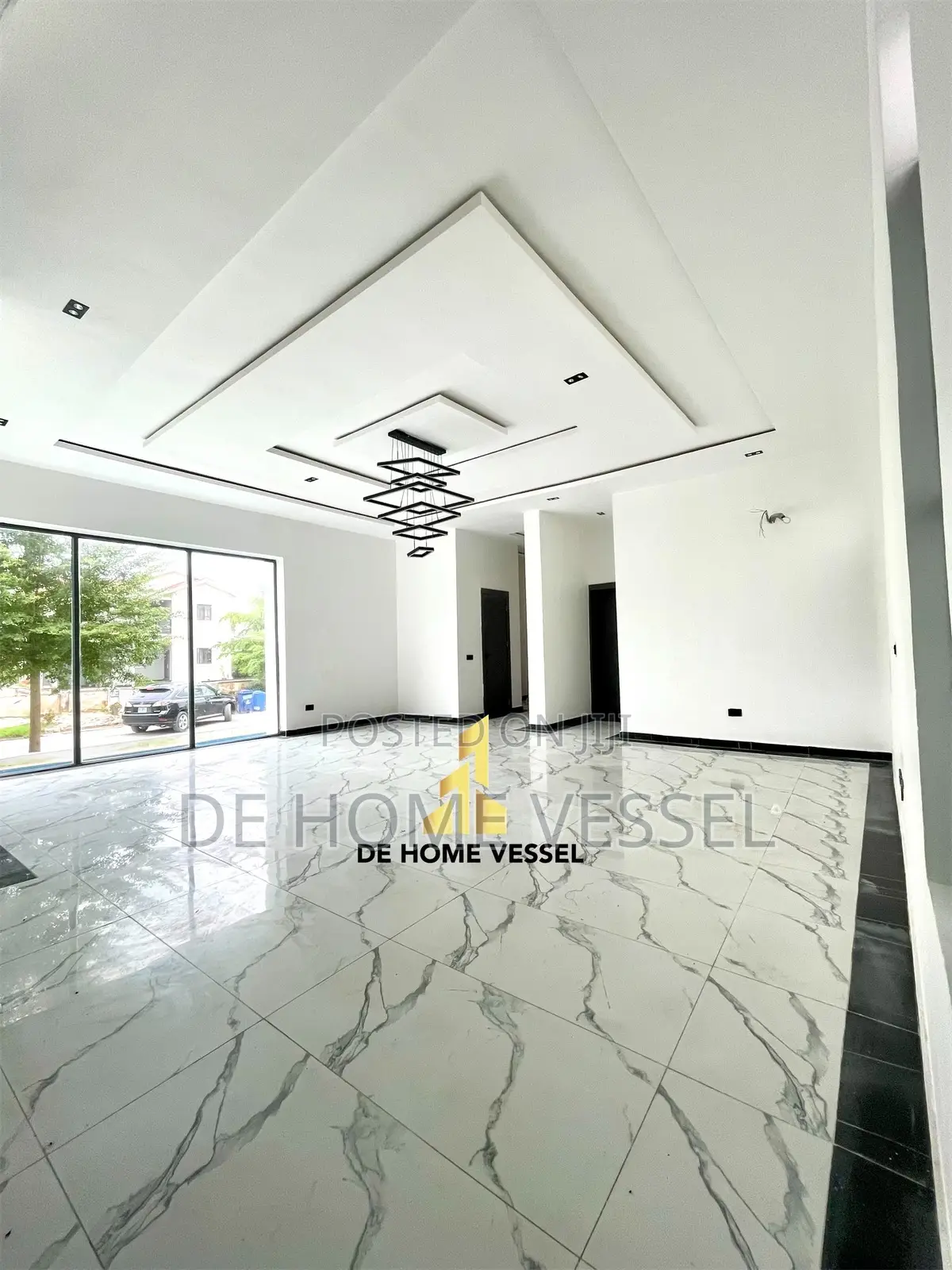 5bdrm Duplex in Lekki for sale