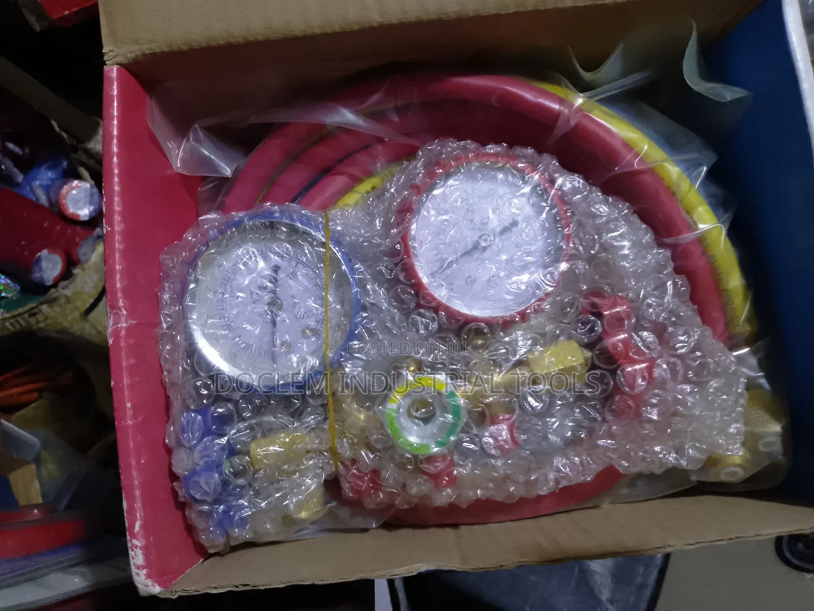 Manifiod Gauge