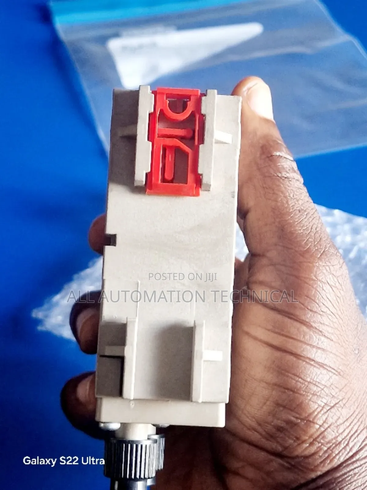 Samson ELECTROPNEUMATIC Positioner | 6111002011171011000000