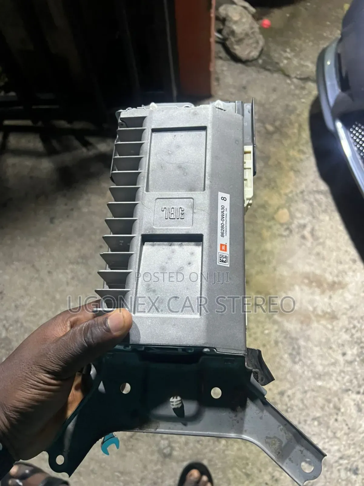 2016-20 Toyota Land Cruiser Prado/Sequoia/Tundra Amplifier