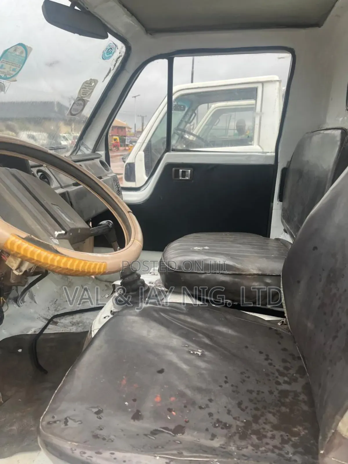 TOYOTA DYNA 100 - (4 Tyres) NIGERIAN USE