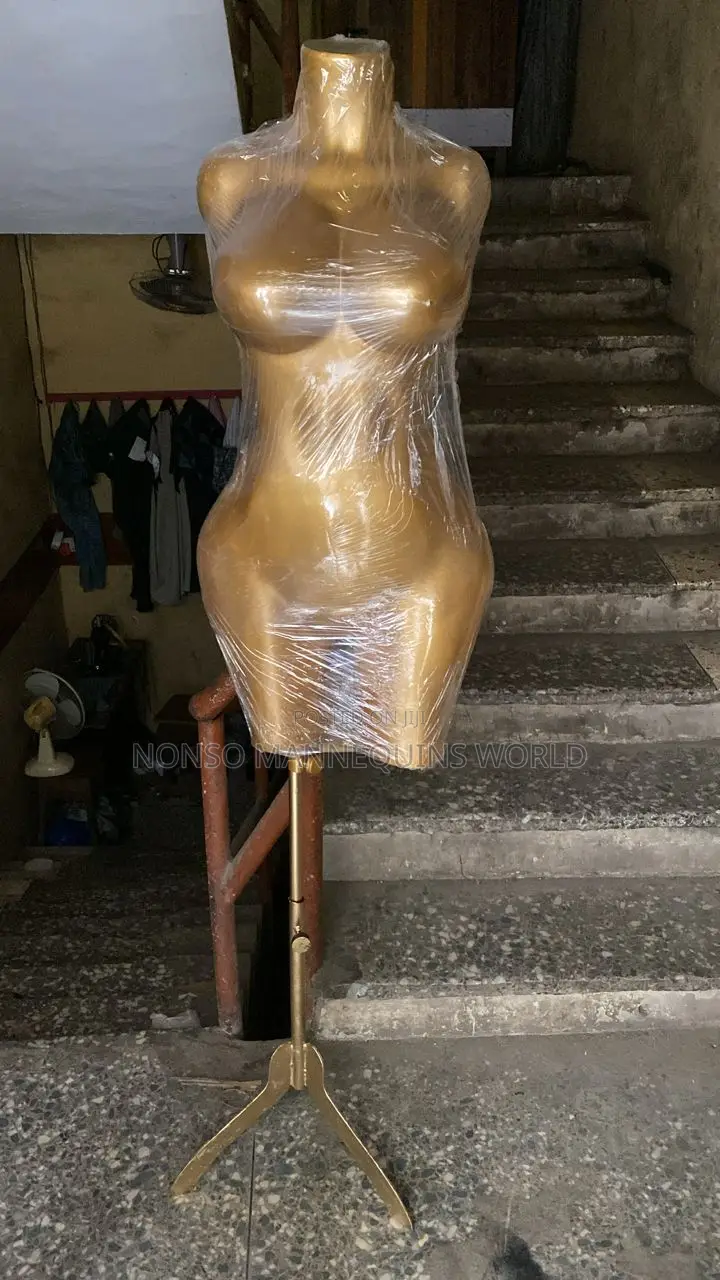 Gold Colour Female Body Form Type Fibre Display