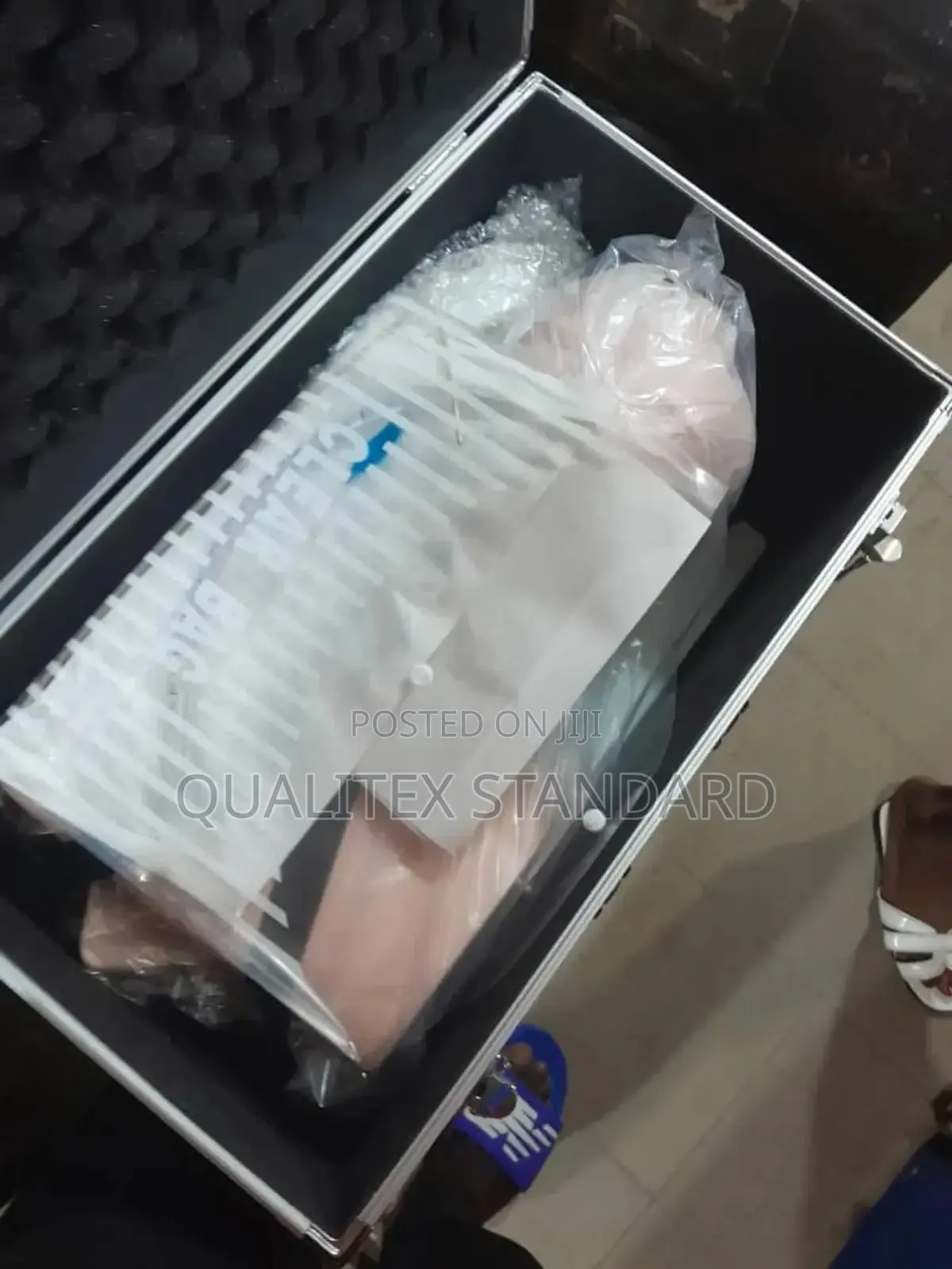 Intubation Manikin ( Adult )