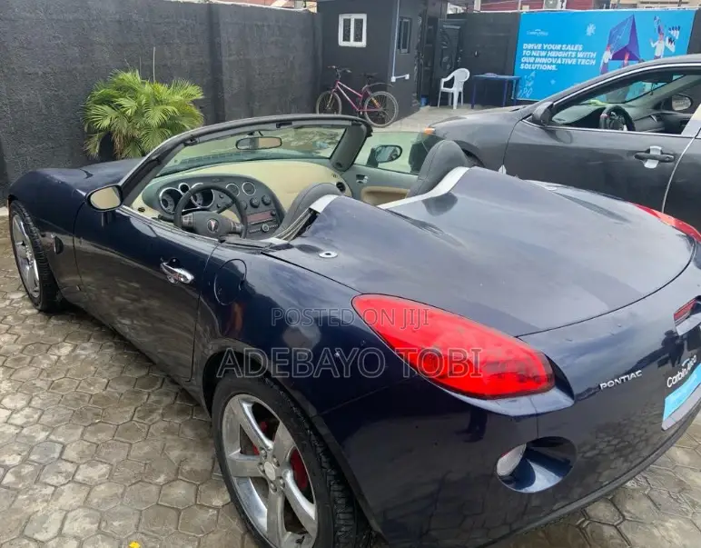 Convertible/Luxury Cars Available for Rent/Hire Services
