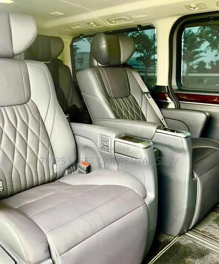 Granvia Bus/Luxury Bus Available for Hire / Rental