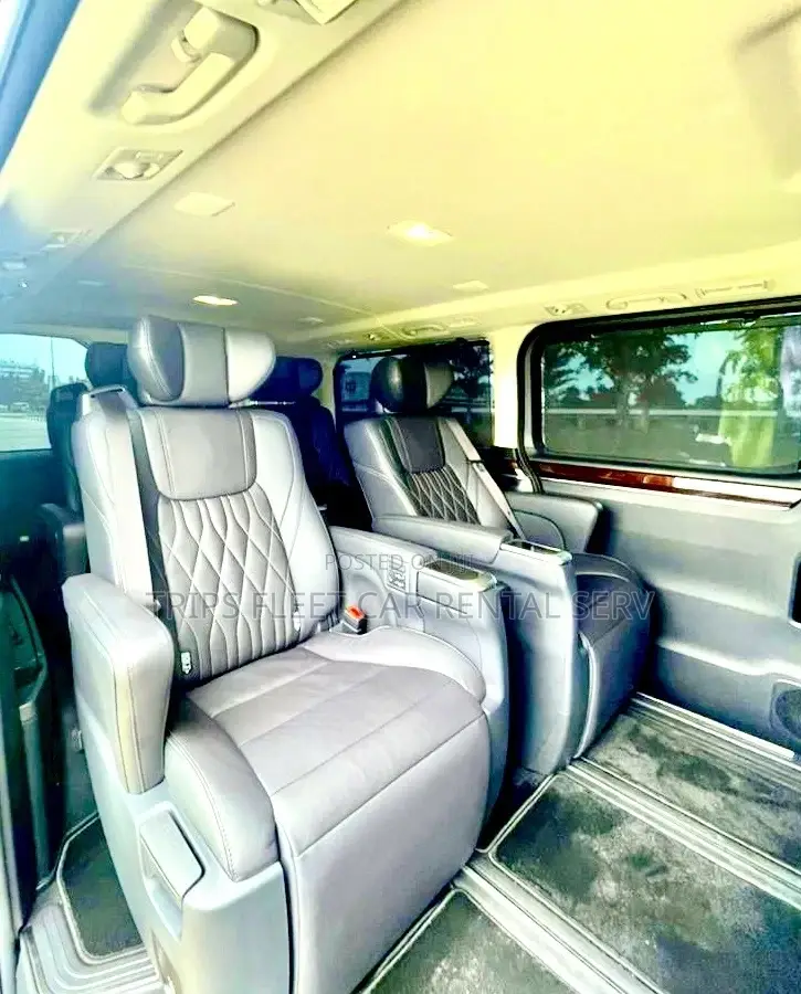 Granvia Bus/Luxury Bus Available for Hire / Rental