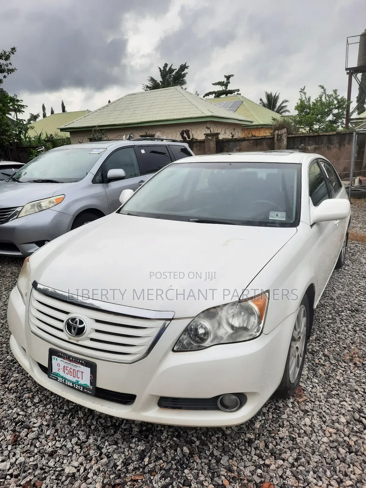 Toyota Avalon Touring Sedan FWD (3.5L 6cyl 6A) 2008 White