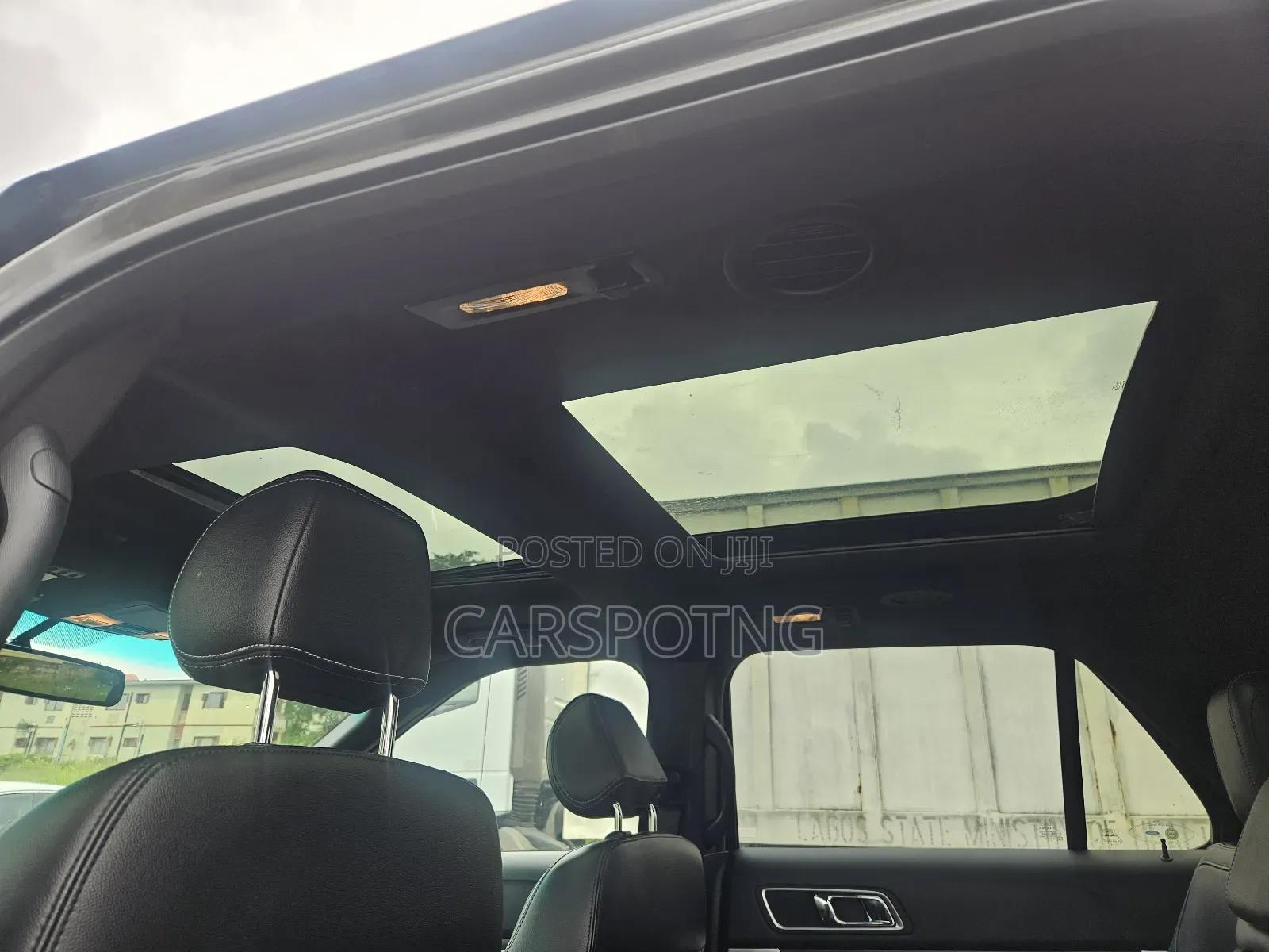 Ford Explorer Limited 4dr SUV (3.5L 6cyl 6A) 2016 Gray