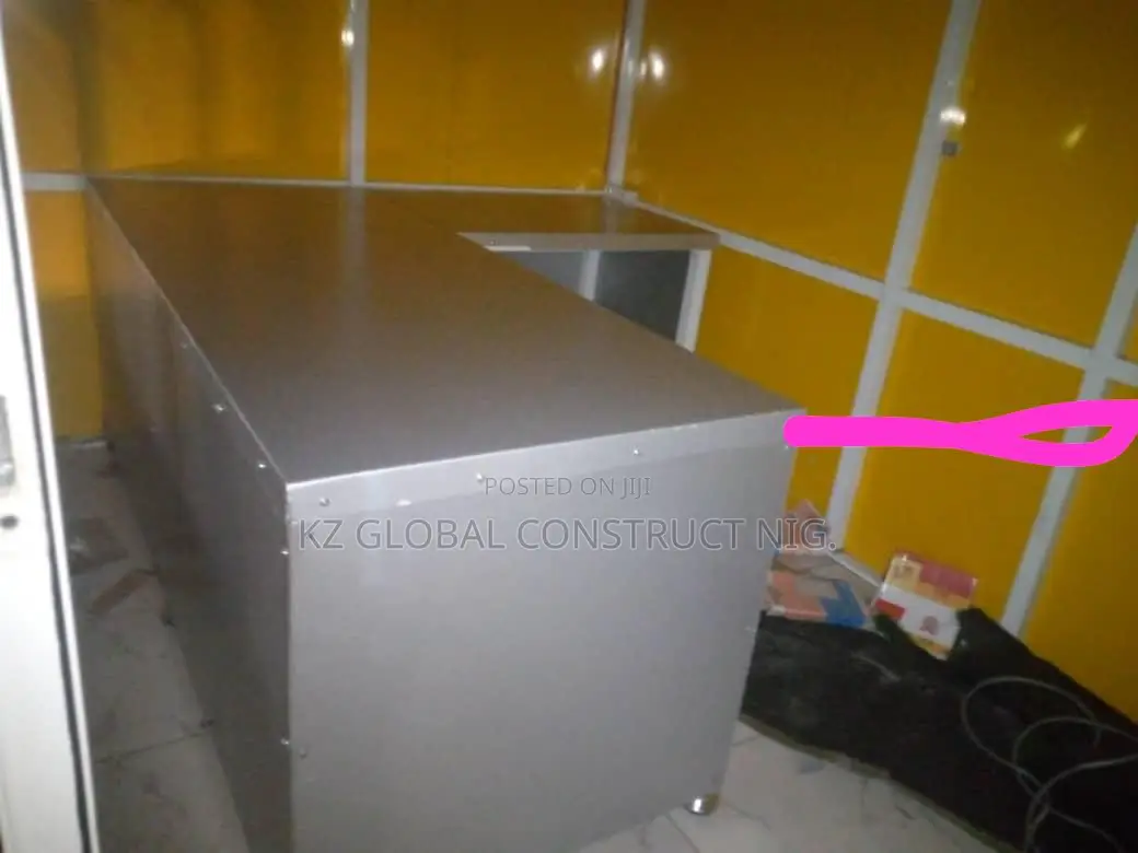 L-Shape Aluminum Cladding Table