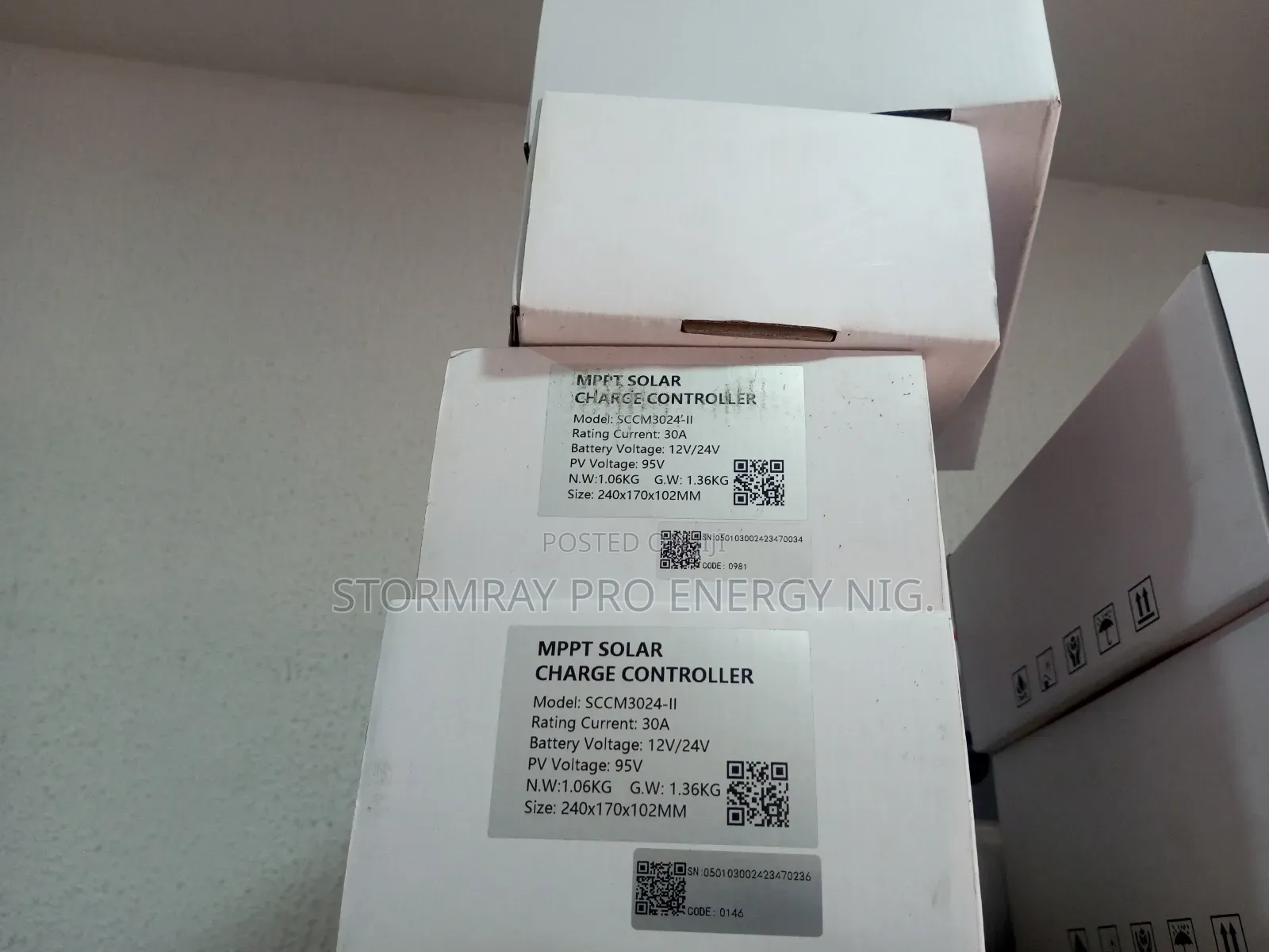 30A 12v/24v Felicity Charge Controllers