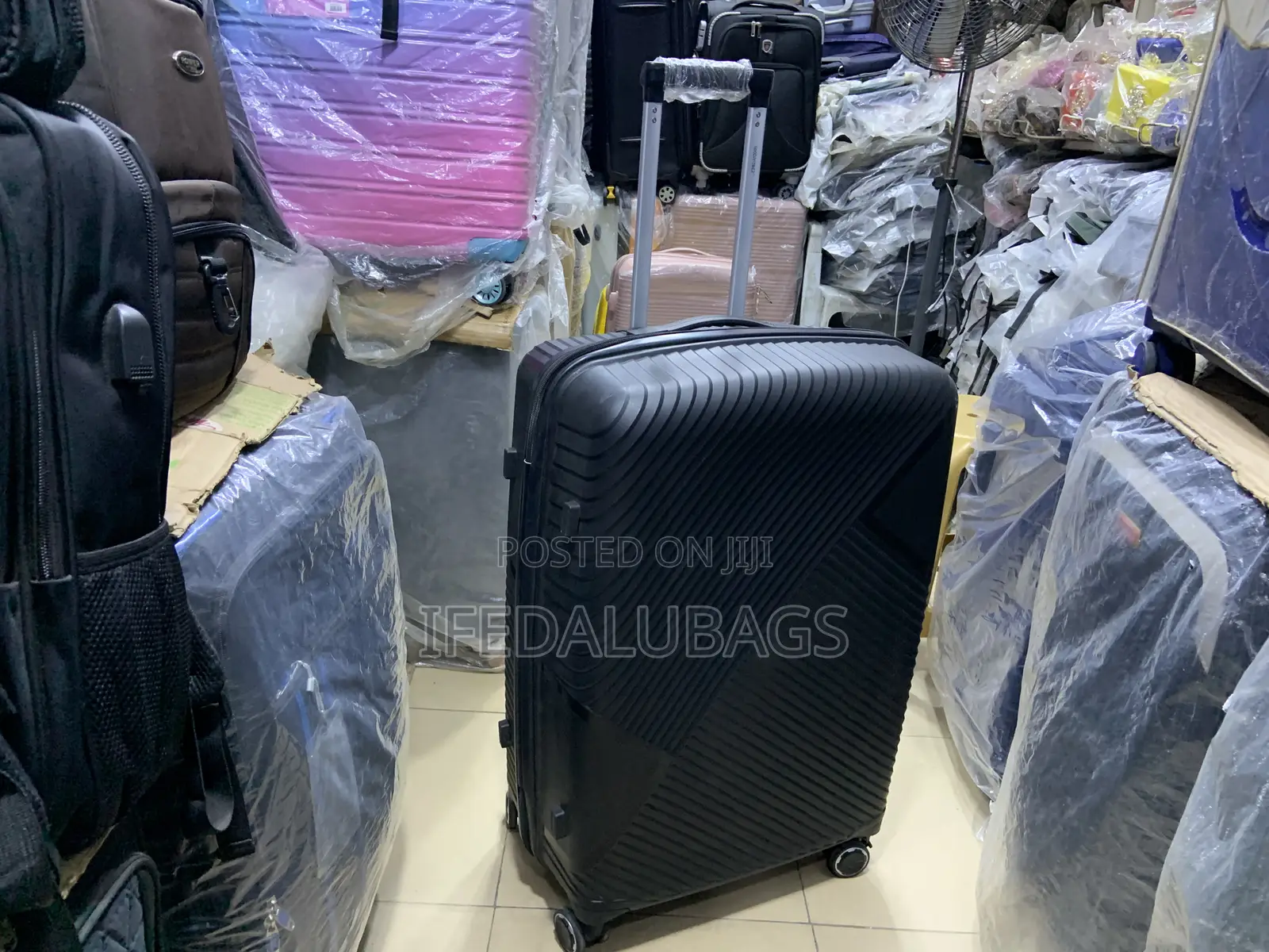 Big Size Quality Unbreakable Rubber Travel Luggage