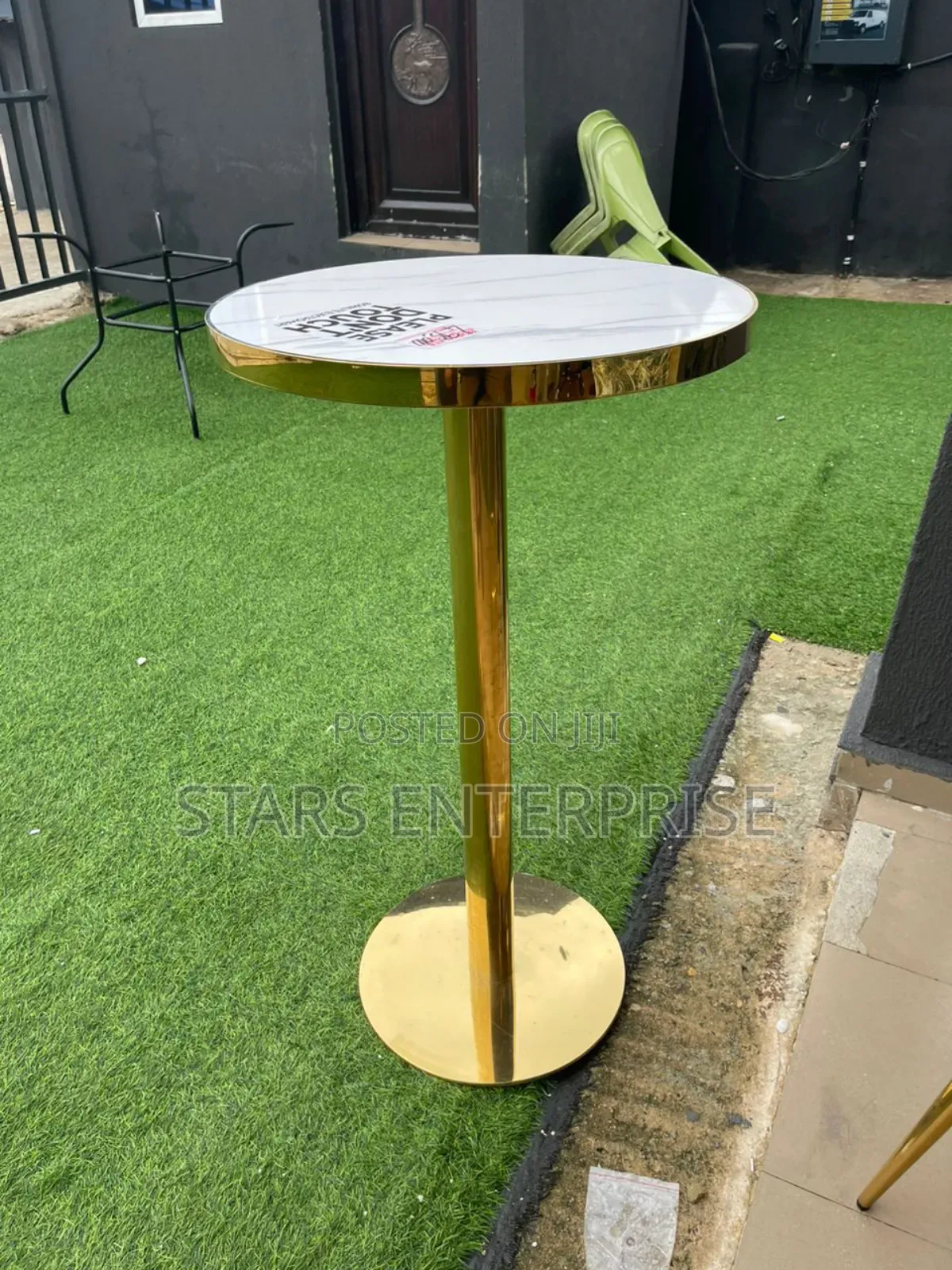 Acrylic Bar Table