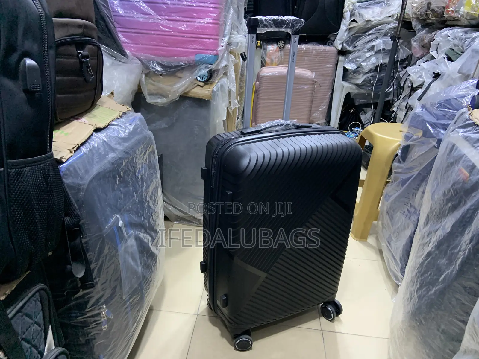 Medium Size Quality Unbreakable Rubber Travel Luggage