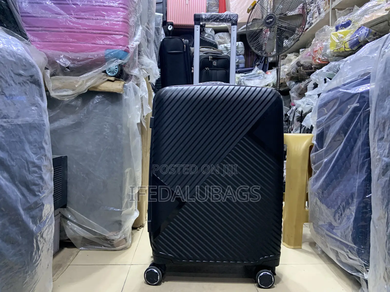 Medium Size Quality Unbreakable Rubber Travel Luggage