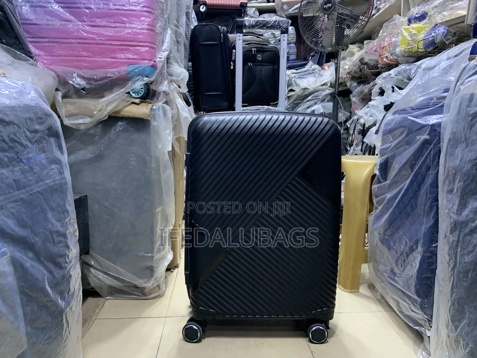 Medium Size Quality Unbreakable Rubber Travel Luggage