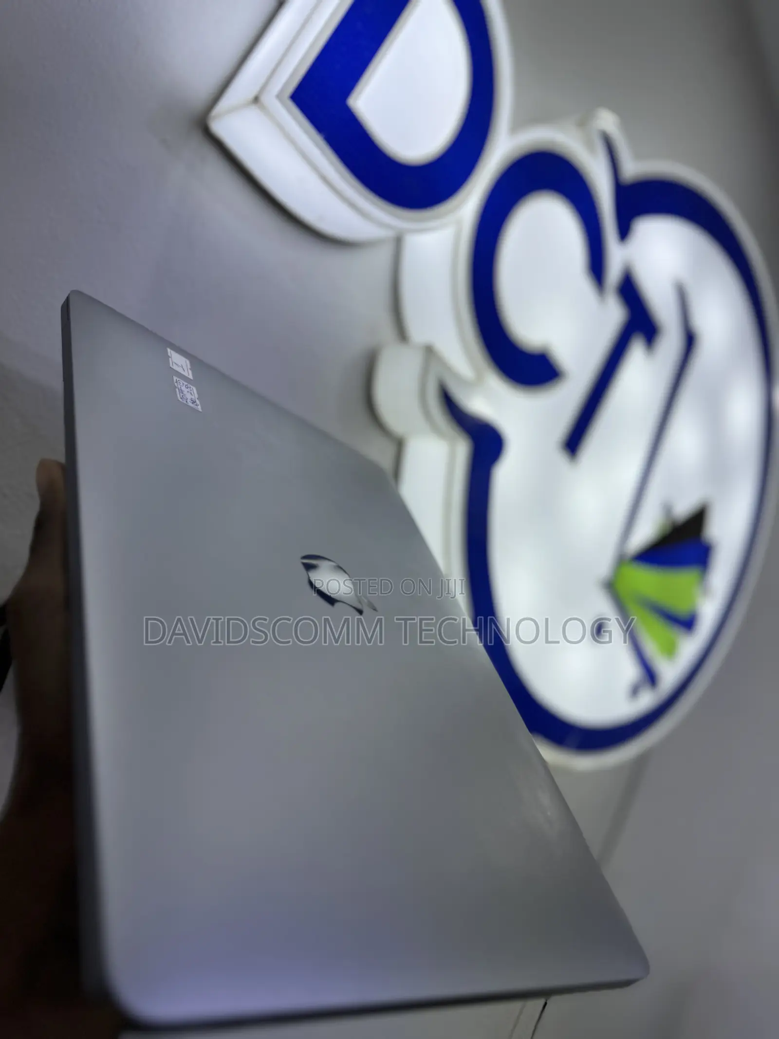 Laptop Apple MacBook Pro 2017 16GB Intel Core i5 SSD 256GB