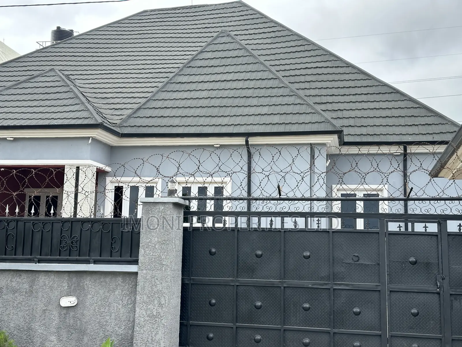 4bdrm Bungalow in Fo1, Kubwa for sale