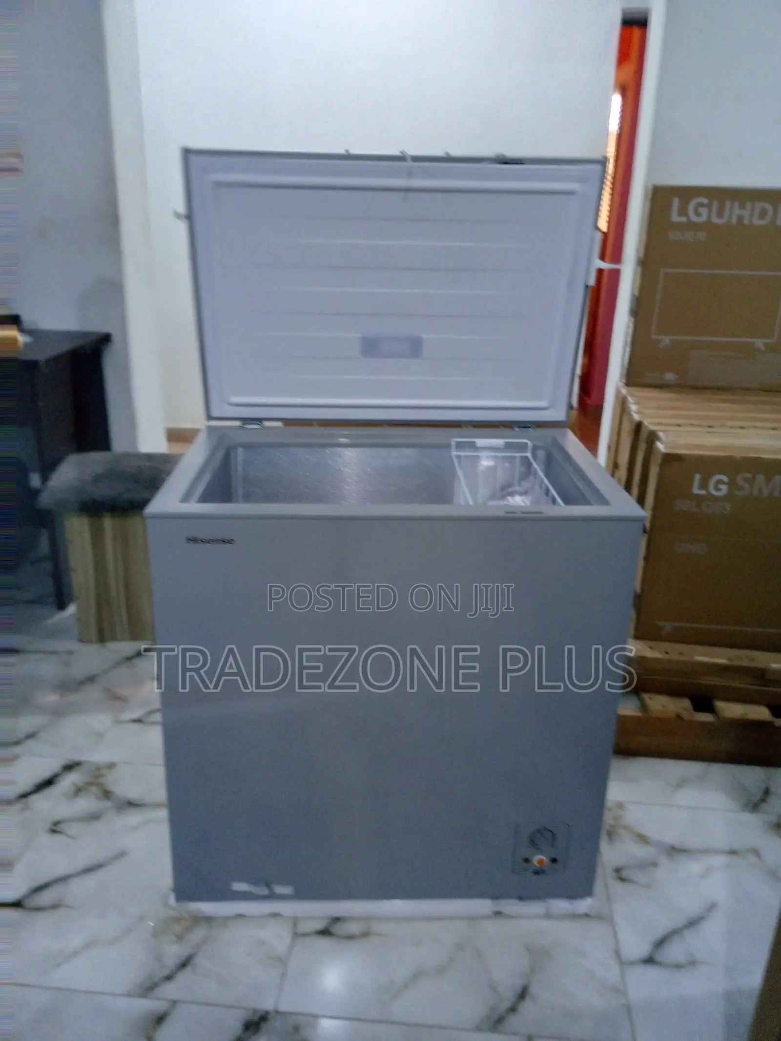 Fast Freeze Single Door Hisense 198lrts Chest Freezer