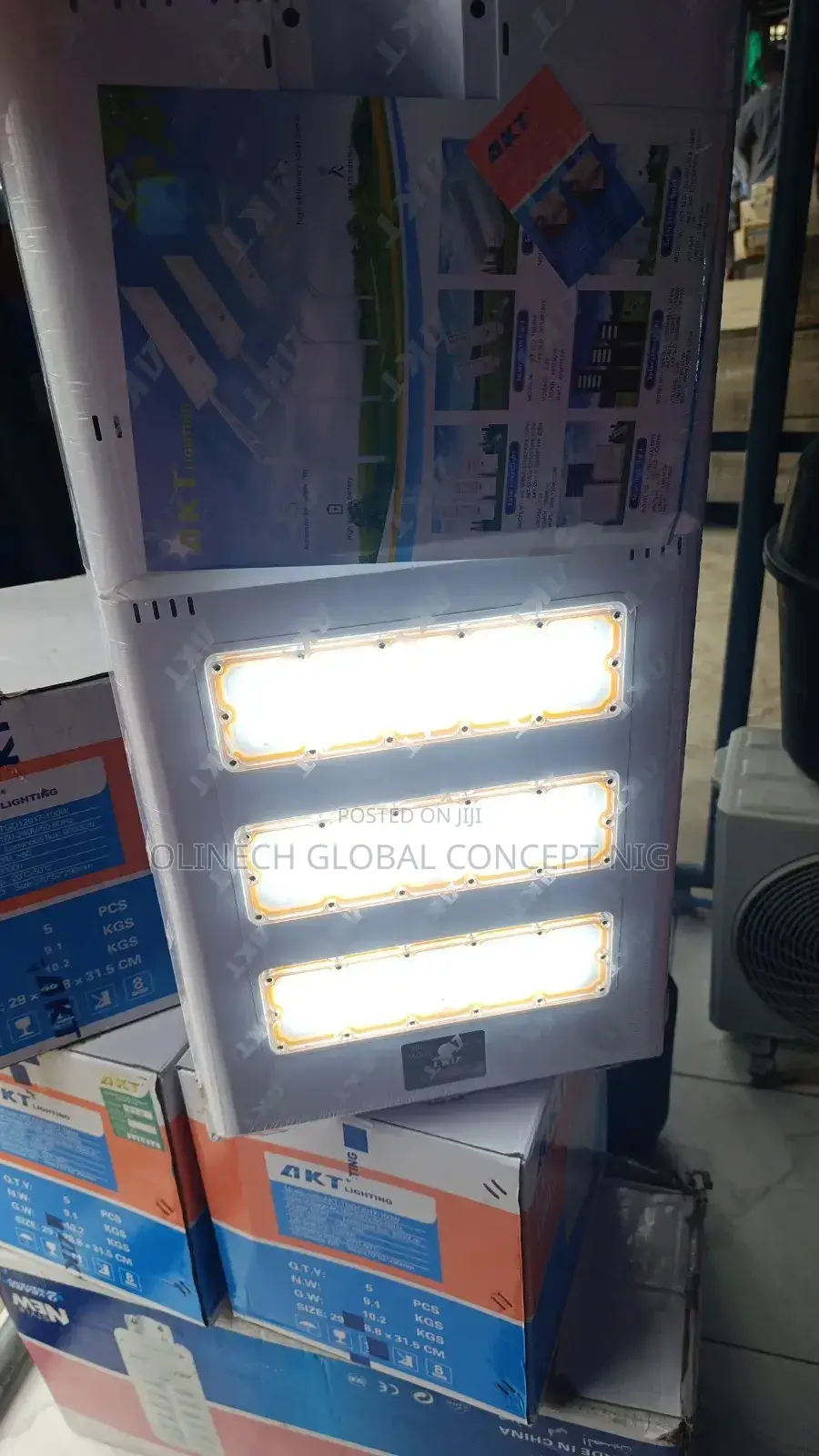 400 W AKT All in One Solar Street Light
