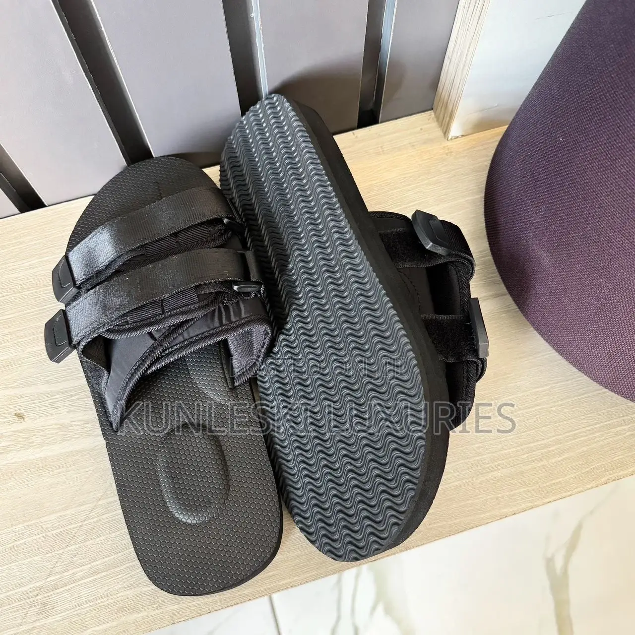 Original Tech Slides Black / Cream